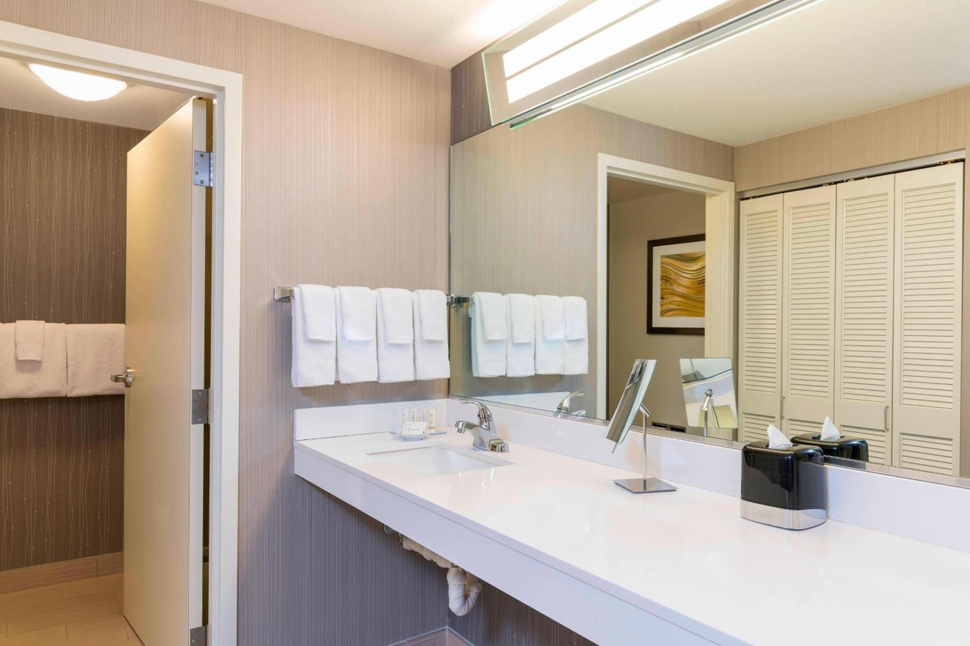 Courtyard By Marriott ליברמור מראה חיצוני תמונה